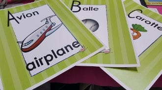 Les affiches bilingues de Watermelonworks