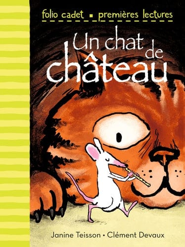 Un chat au chateau