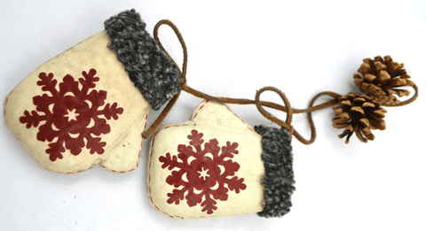 Mitaines blanches en métal